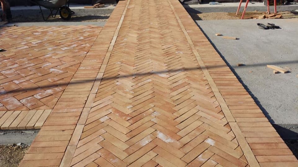 Use these tips to select and purchase outdoor tiles